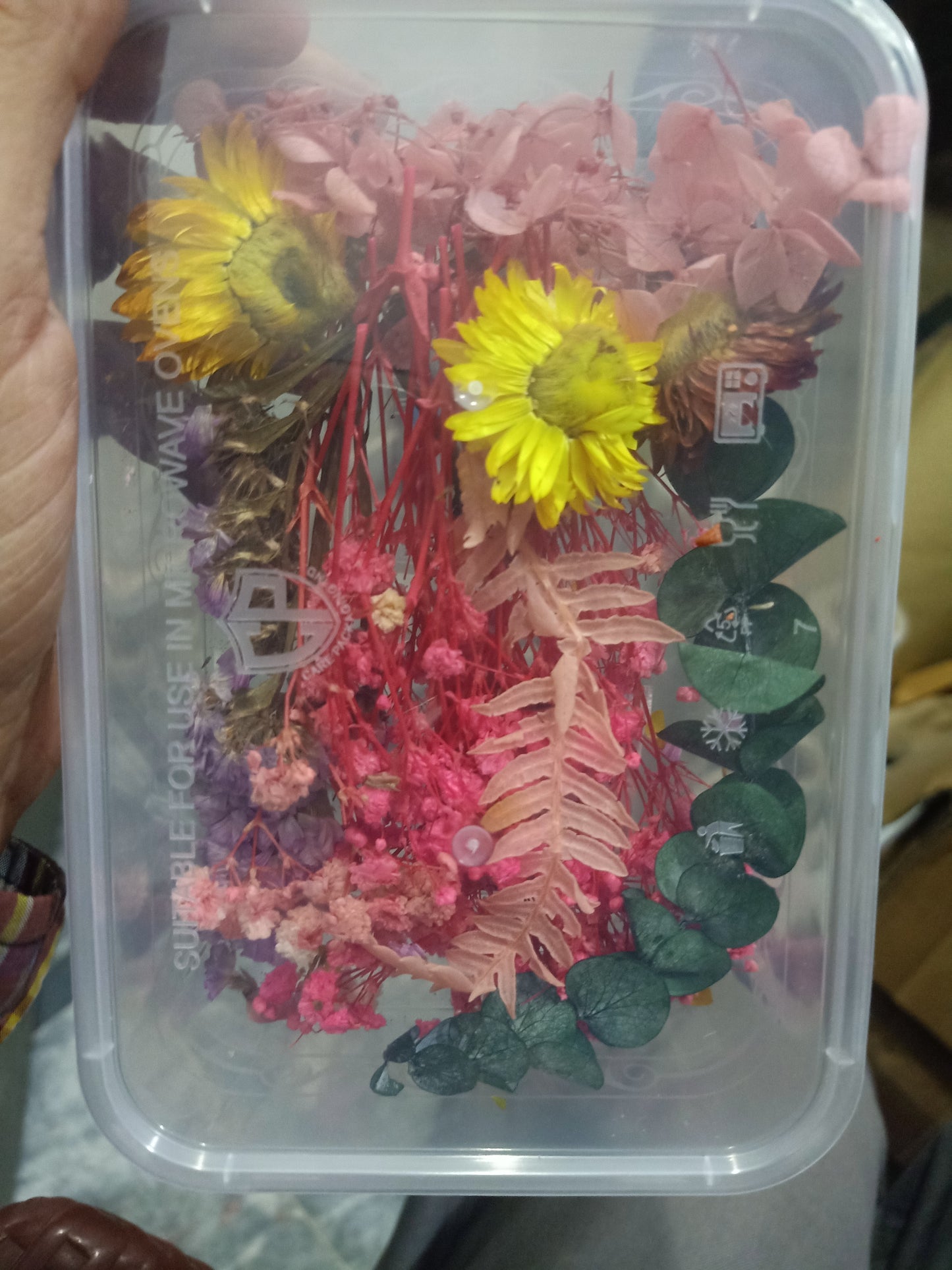 Dried Flowers Box DIY Eternal Flower Kit for Photo Frame Floral Art Craft Material Set for Women and Girls
