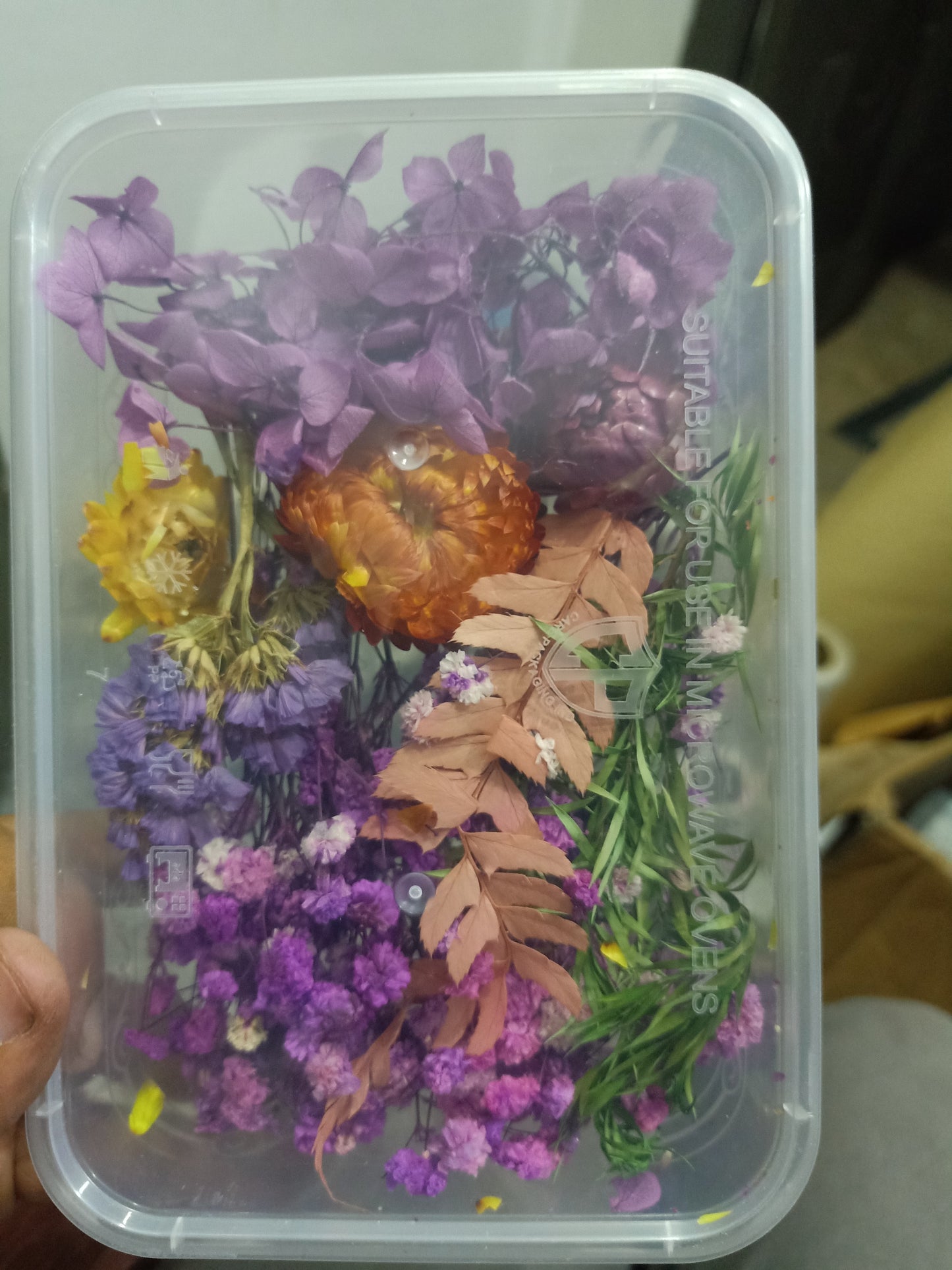Dried Flowers Box DIY Eternal Flower Kit for Photo Frame Floral Art Craft Material Set for Women and Girls