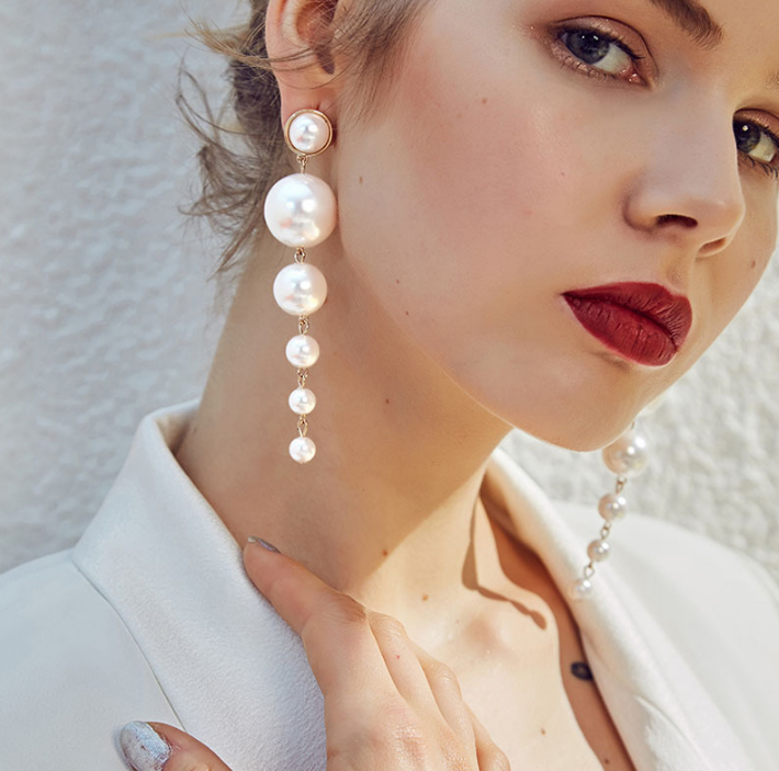 Pearl Stud Long Earrings for Girls Exquisite Simulated Pair of Earrings Fashion Long Statement Earrings for Women Party