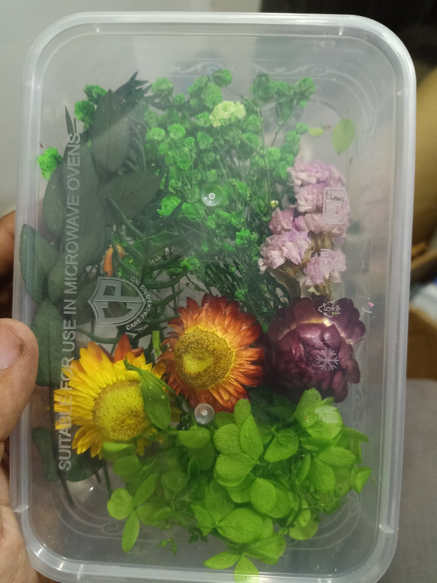 Dried Flowers Box DIY Eternal Flower Kit for Photo Frame Floral Art Craft Material Set for Women and Girls