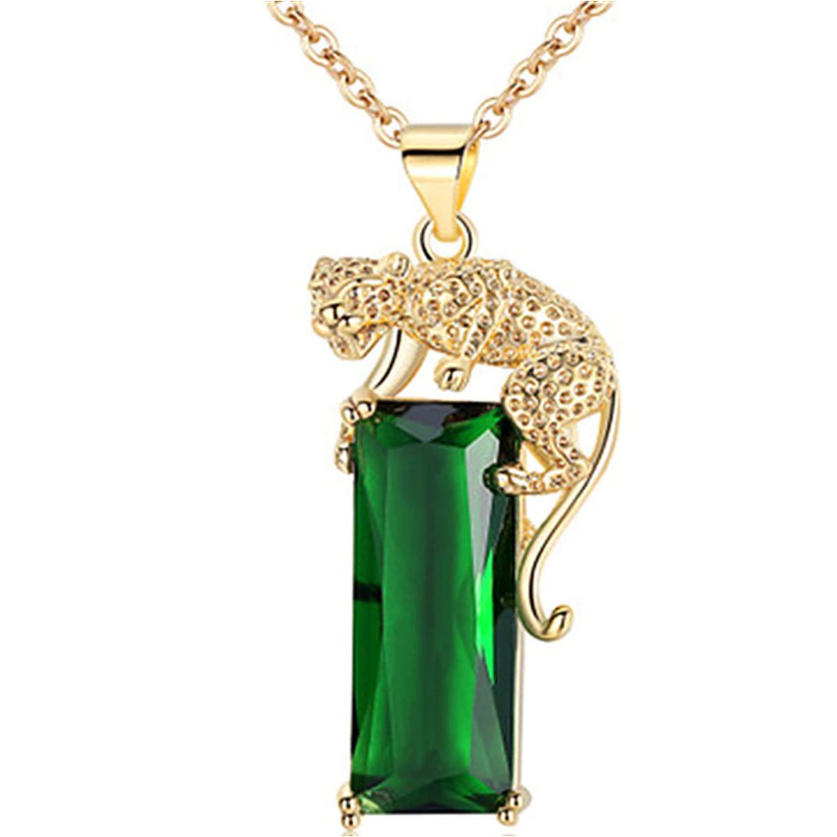 Panther Inlaid Green Crystal Stone Pendant Necklace Exquisite Women's Necklace Jewelry Accessories Personalized Gifts