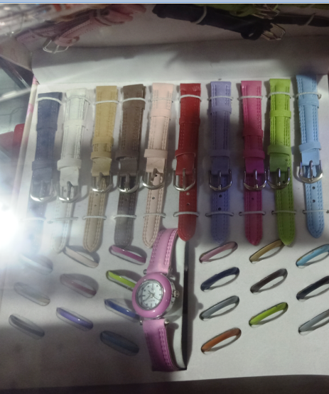 Girls Watches Stylish with Gift Box and 21 Straps in Different Colors Great Birthday Gift for Girls